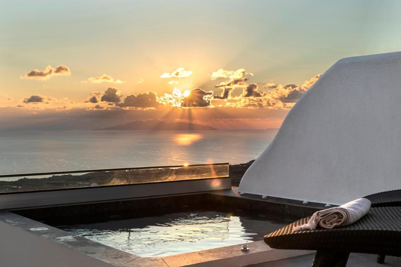La Estrella 4 Suites With Sea View & 4 Prive Hot Tub Vourvoúlos Eksteriør bilde